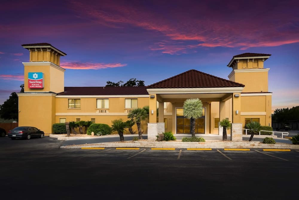 SureStay Plus Hotel by Best Western San Antonio North