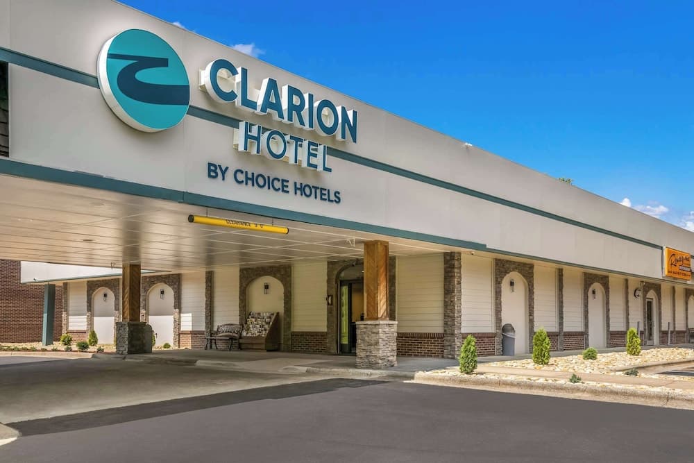Clarion Hotel Conference Center