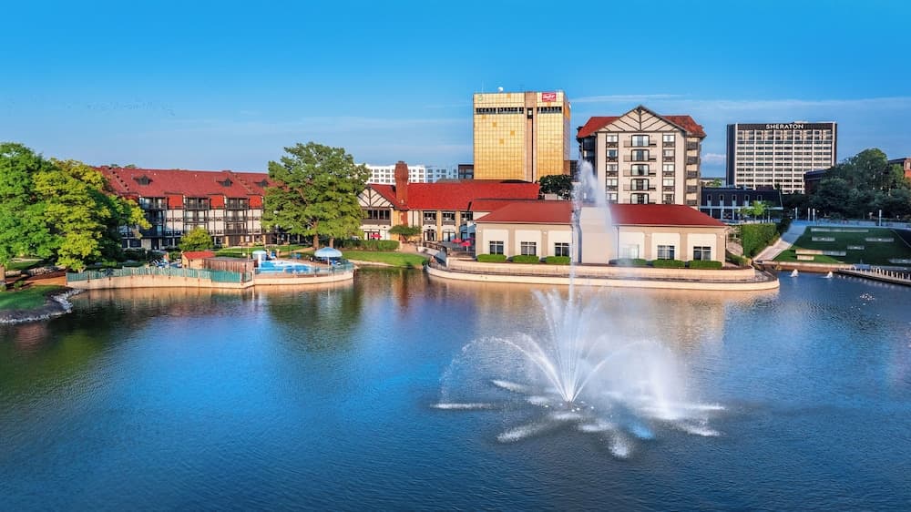 Sheraton Westport Chalet Hotel St. Louis