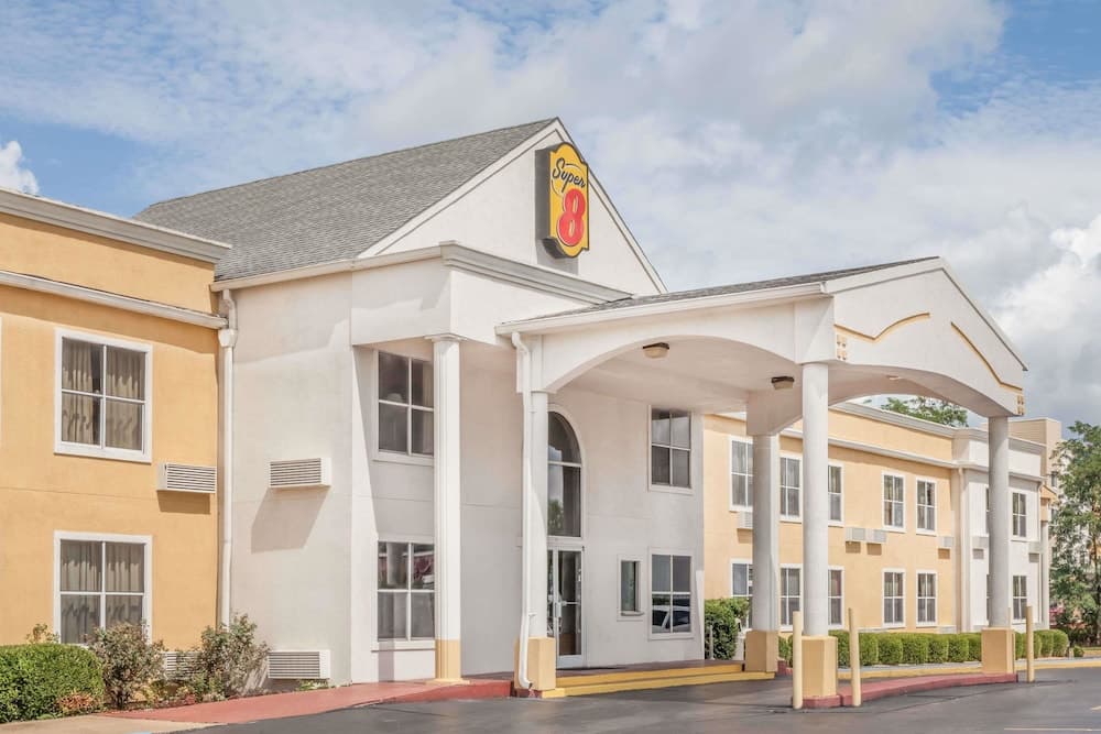 Super 8 by Wyndham Athens