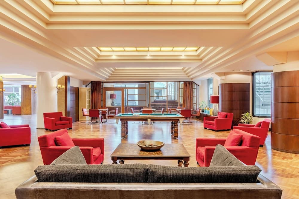 Lobi dinlenme salonu