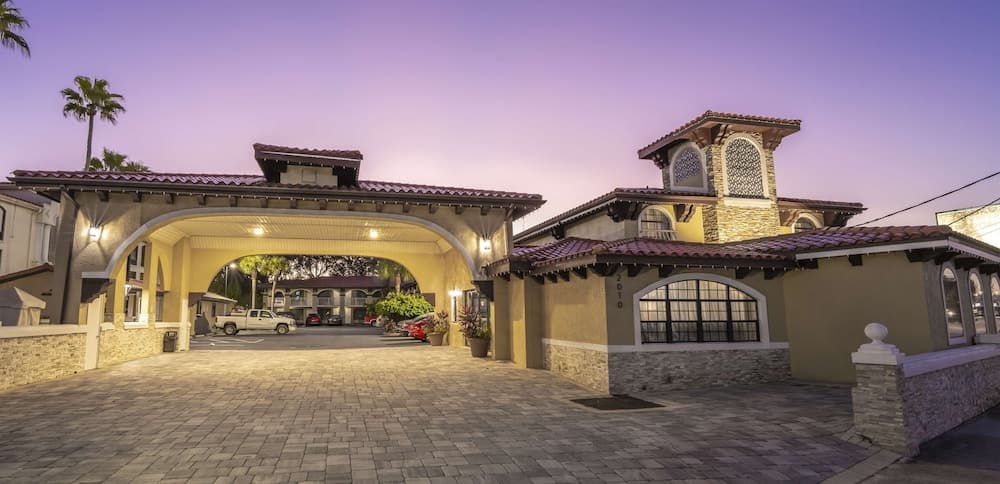 Best Western Historical Inn