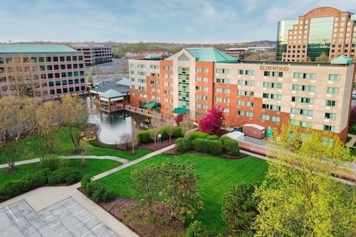 Elimwood Hotel, a Ramada by Wyndham