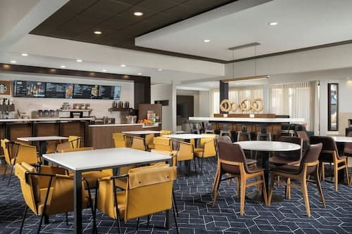 Courtyard by Marriott Albuquerque Airport