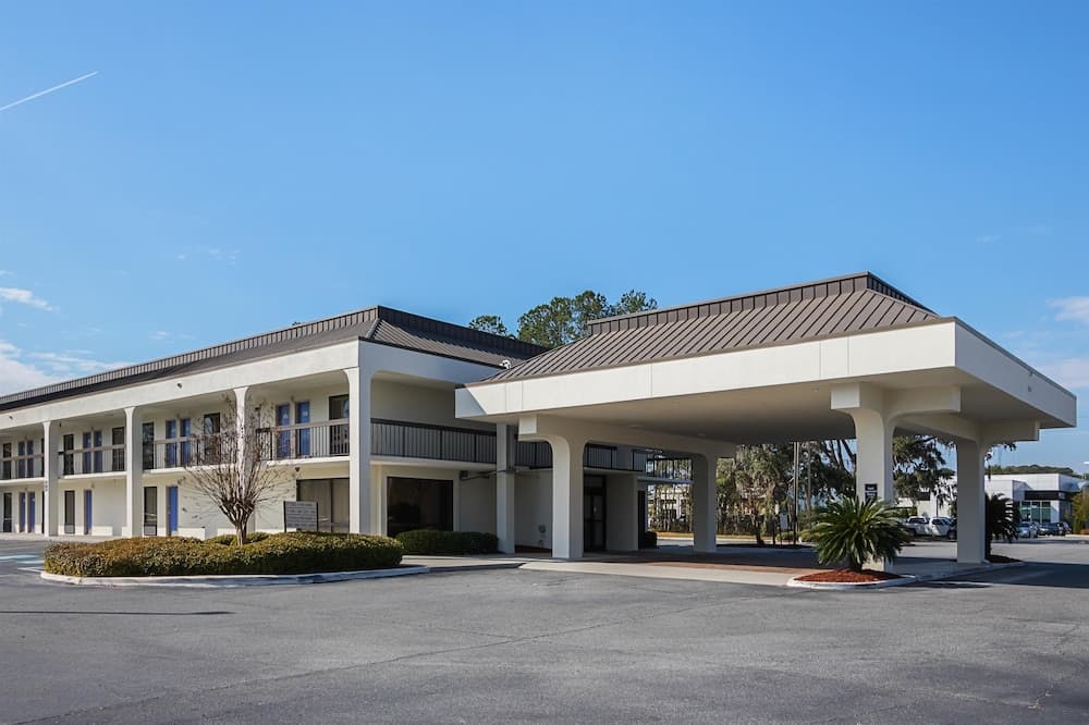 Motel 6 Savannah, GA - Midtown