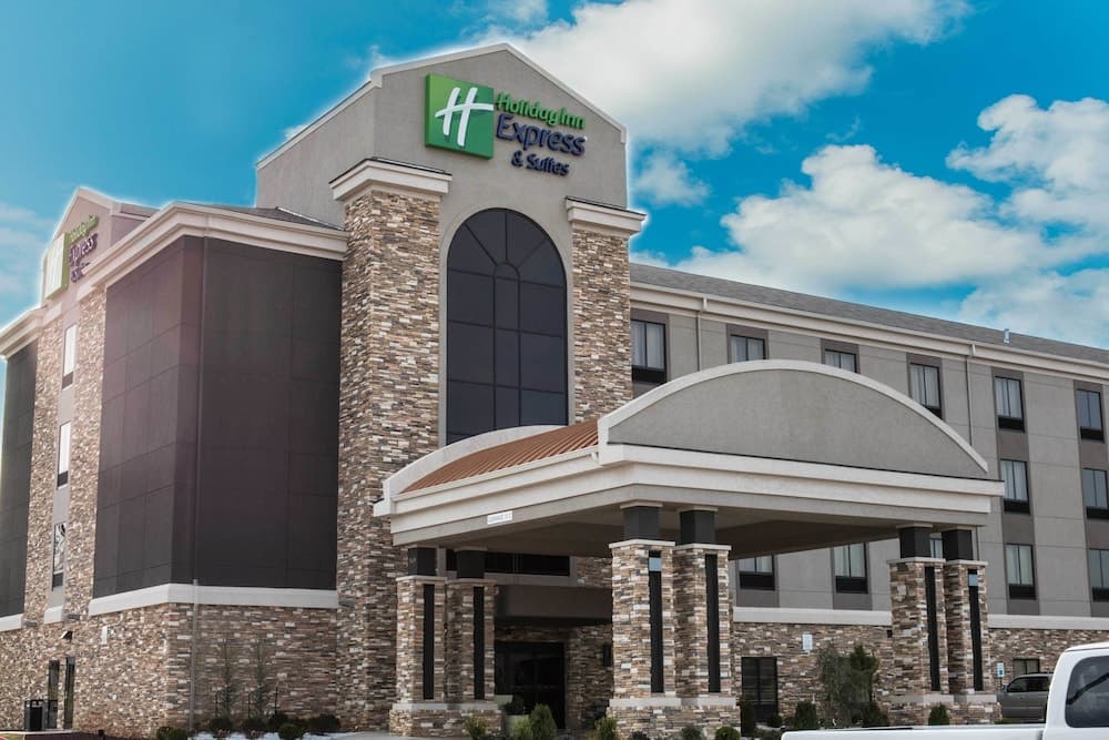 Holiday Inn Express & Suites Oklahoma City Southeast I-35 by IHG