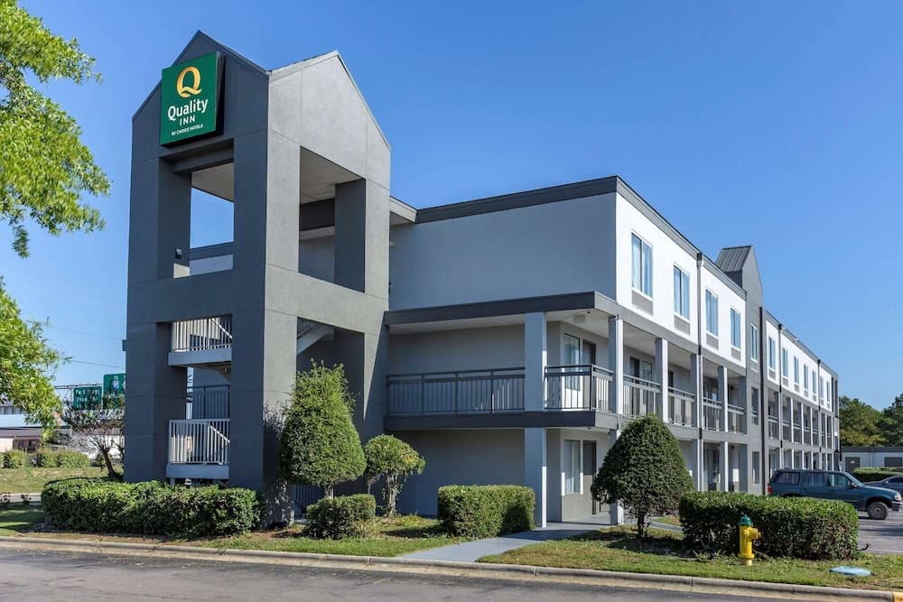 Quality Inn Fayetteville near Fort Bragg