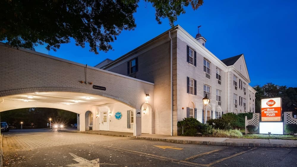 Best Western PLUS Morristown Inn-Florham Park