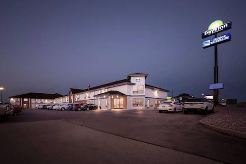 Days Inn by Wyndham Mitchell SD
