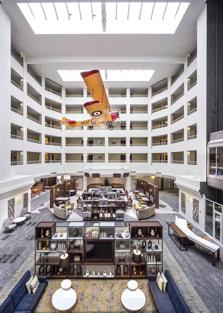 Holiday Inn Montreal Longueuil by IHG