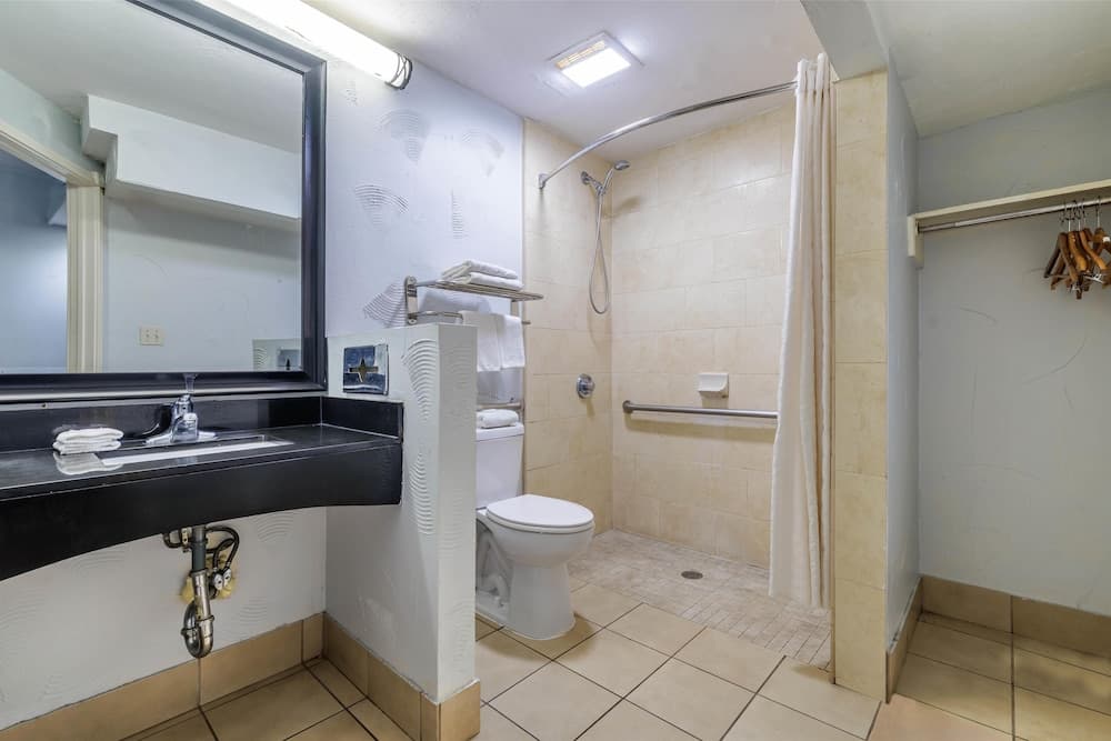 Motel 6 Dallas, TX – Downtown