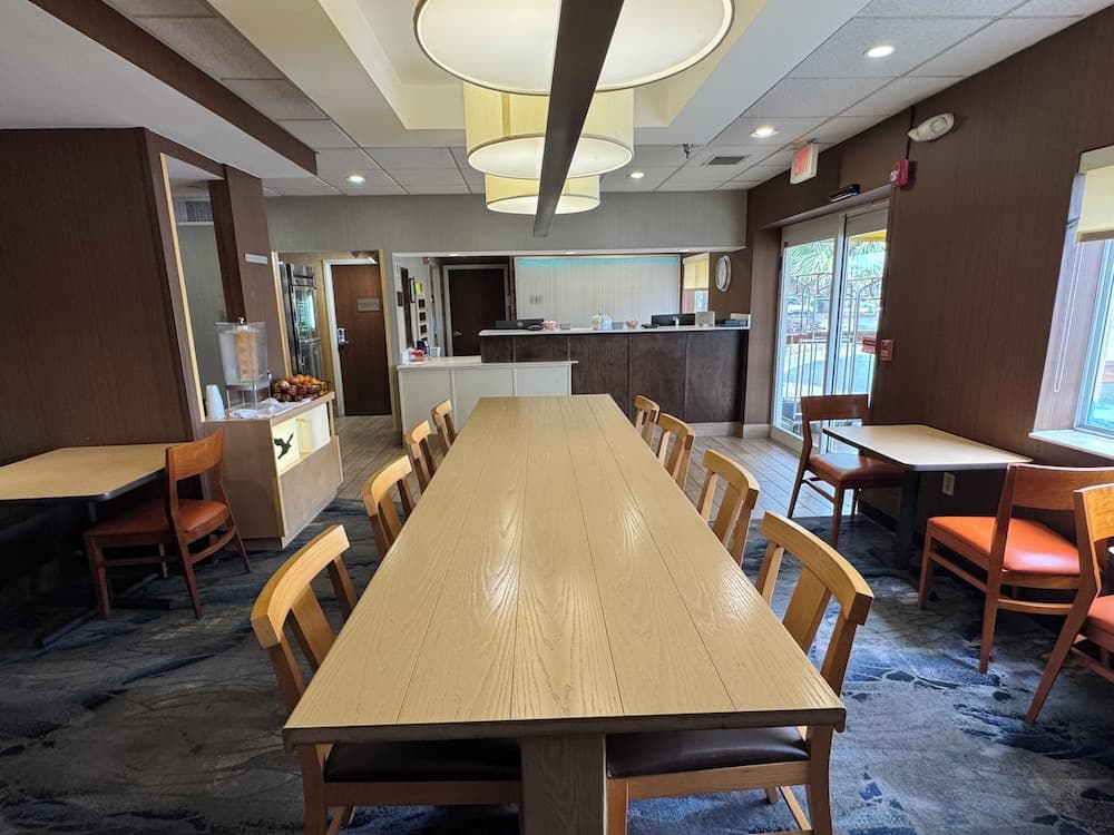 Lobi dinlenme salonu