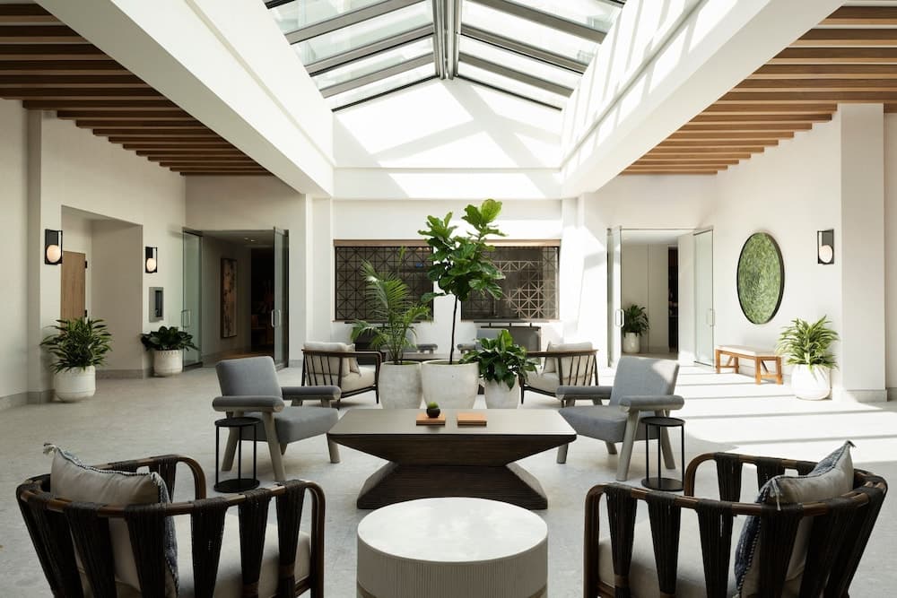 Lobi dinlenme salonu