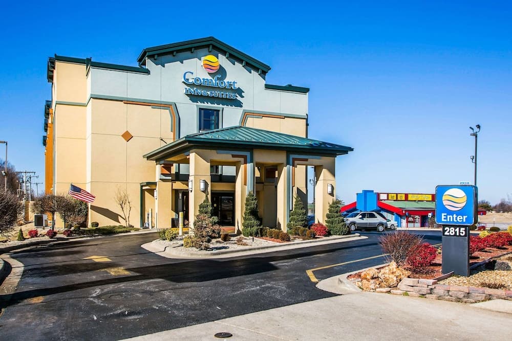 Comfort Inn & Suites Springfield I-44