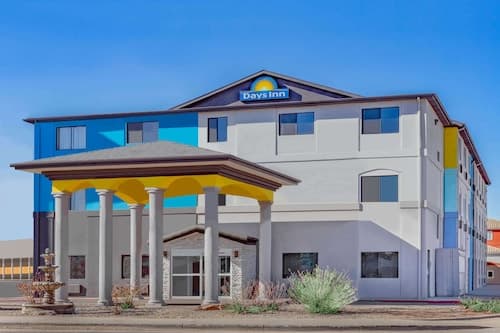 Days Inn by Wyndham Bernalillo