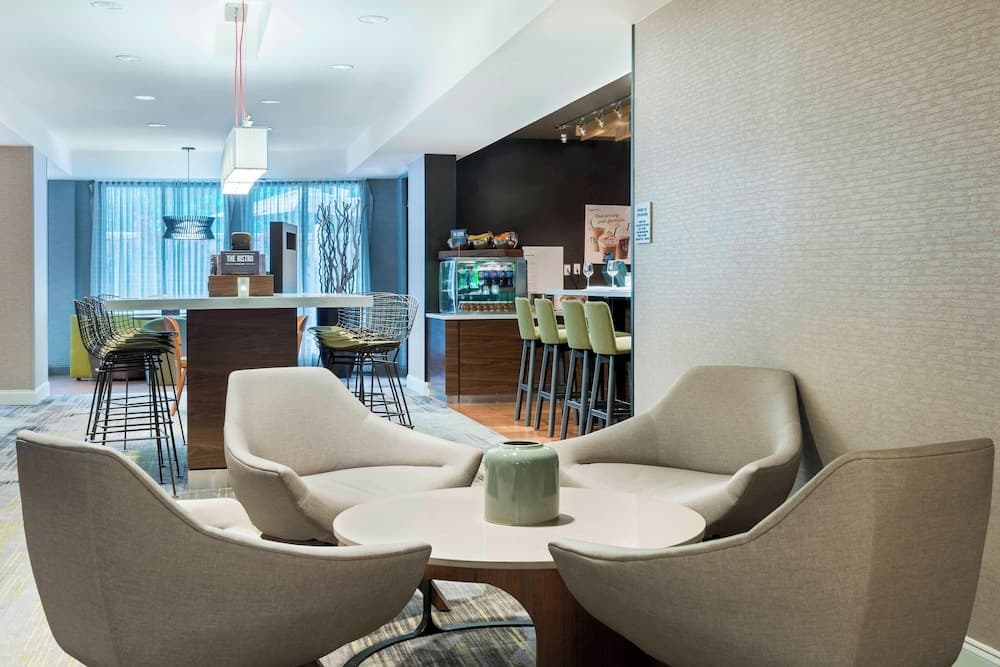 Lobi dinlenme salonu