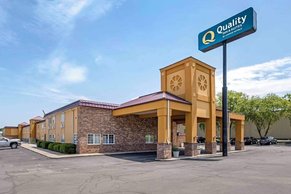 Quality Inn & Suites Lincoln South