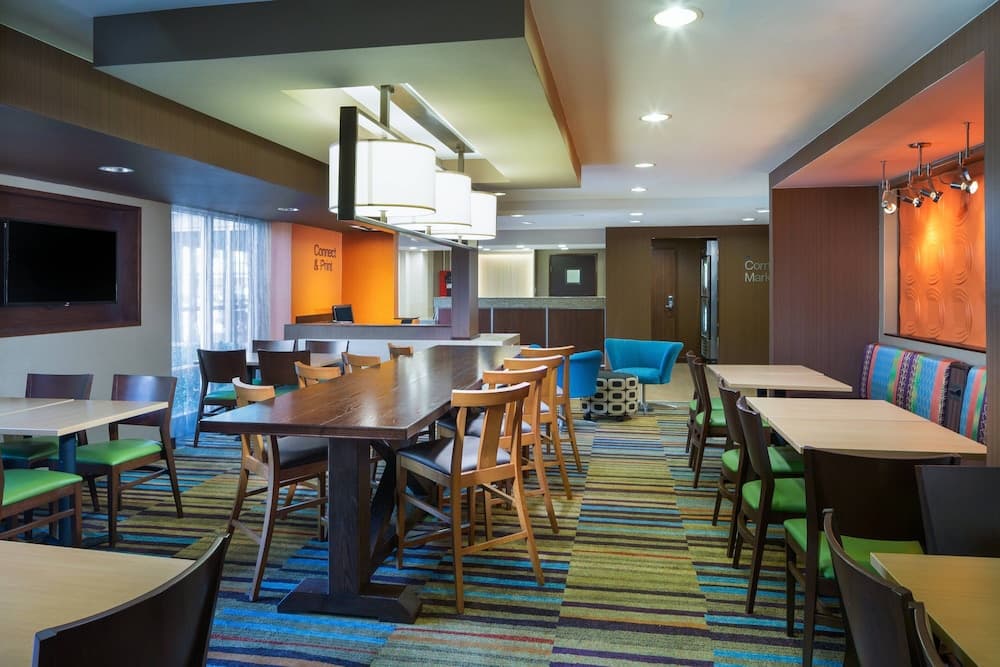 Fairfield Inn & Suites San Antonio Airport/North Star Mall
