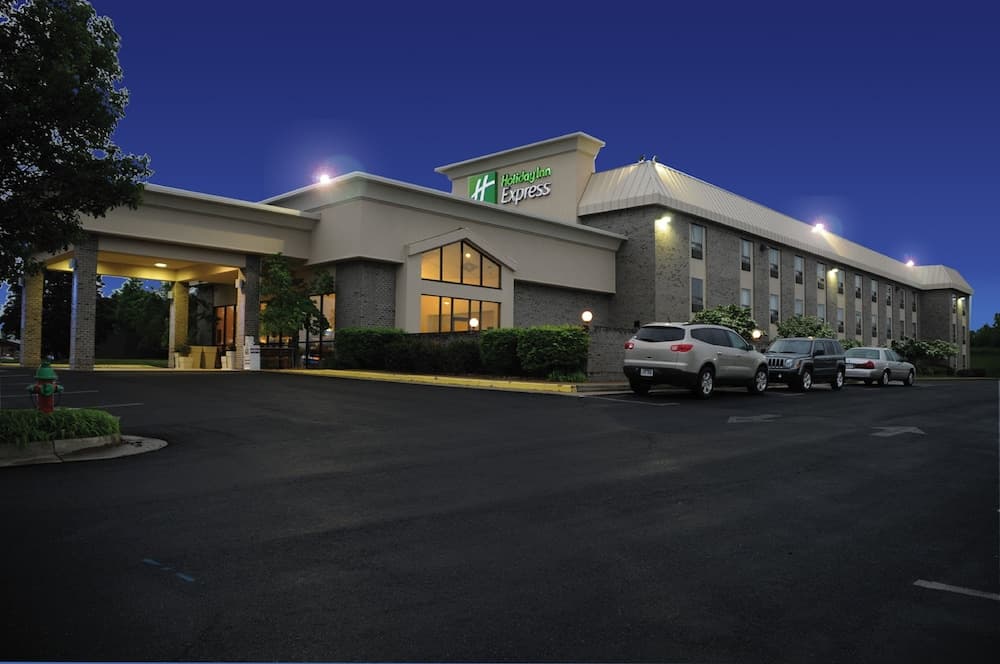 Holiday Inn Express Winchester South-Stephens City by IHG