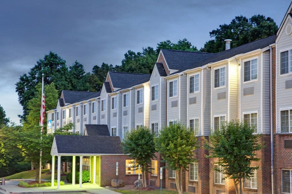 Microtel Inn by Wyndham Charlotte/University Place