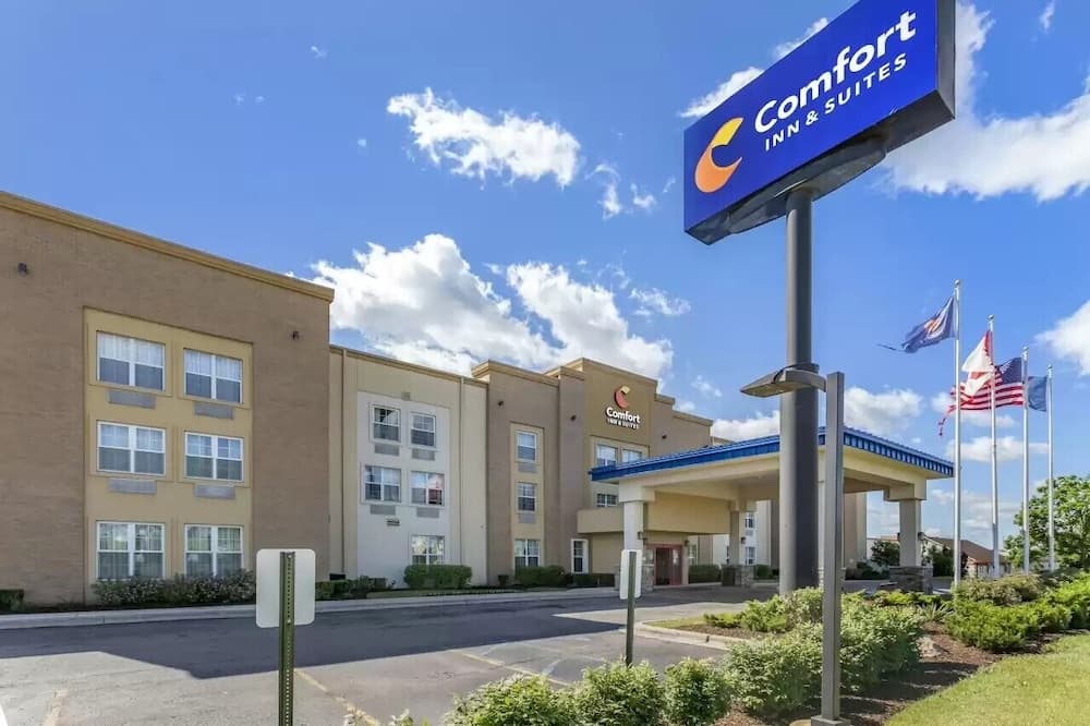 Comfort Inn & Suites