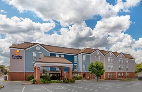 Comfort Inn & Suites Saint Louis Lafayette Square