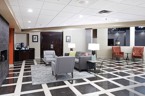 Holiday Inn St. Louis Arpt West-Earth City by IHG