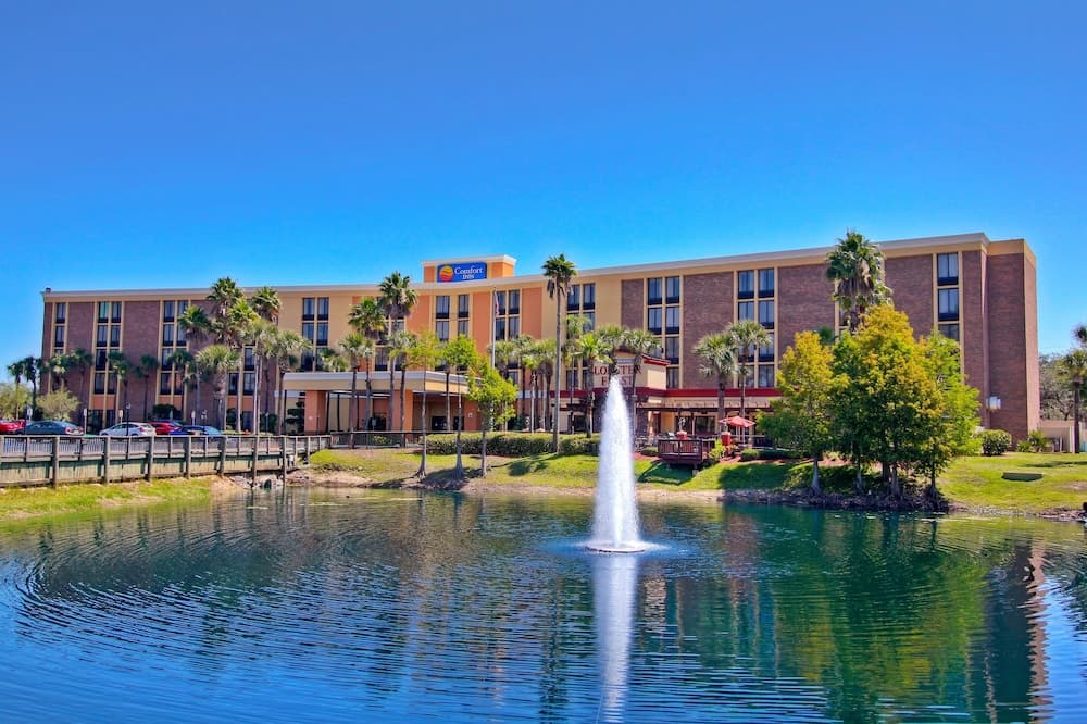 Comfort Inn & Suites Kissimmee by the Parks