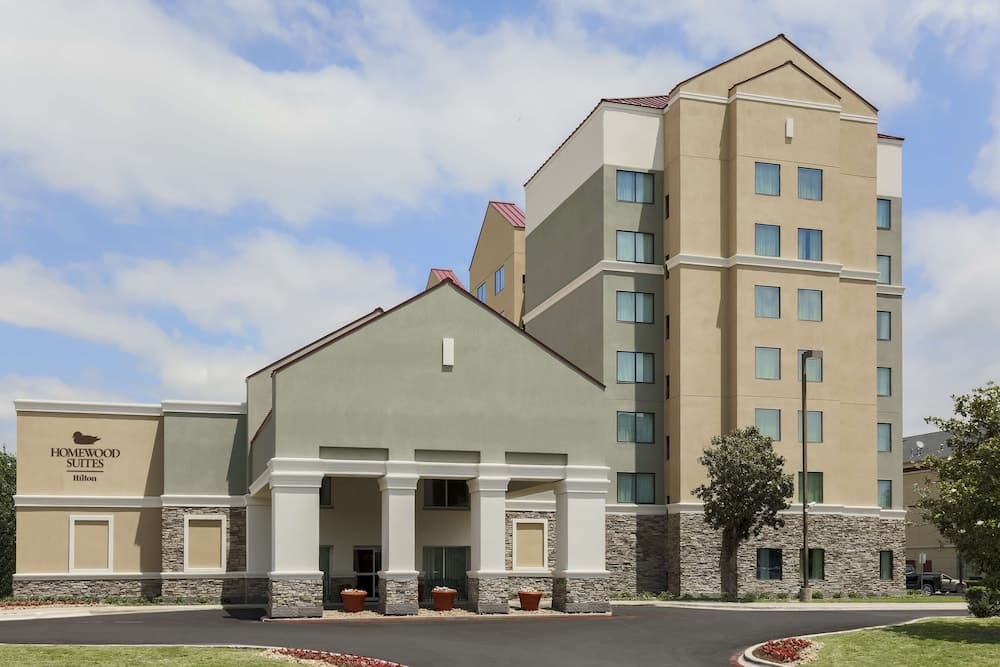 Homewood Suites by Hilton Ft. Worth-North at Fossil Creek