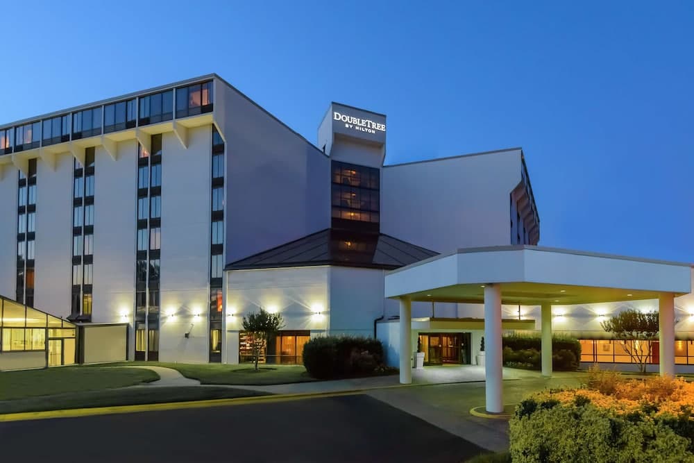 DoubleTree by Hilton Richmond - Midlothian