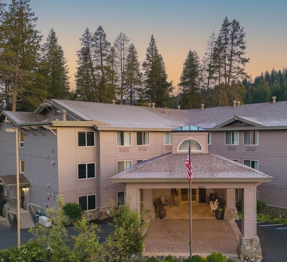 Truckee Donner Lodge