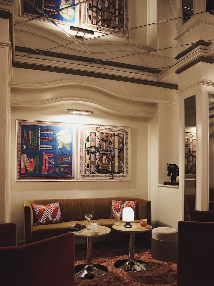 Lobi dinlenme salonu