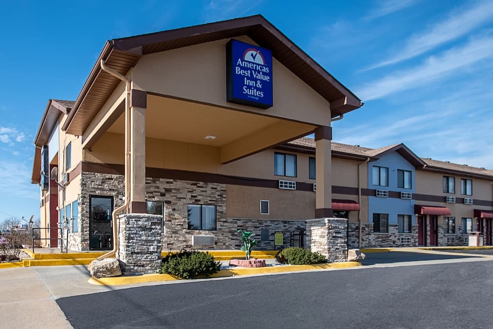 Americas Best Value Inn & Suites Harrisonville