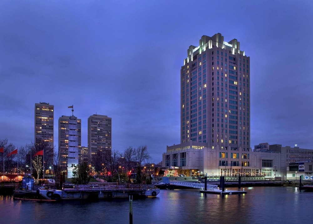 Hilton Philadelphia at Penn's Landing