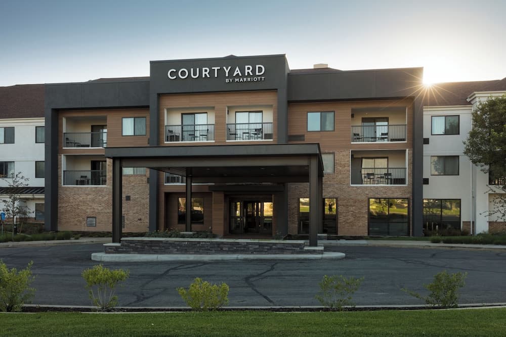 Courtyard by Marriott Layton