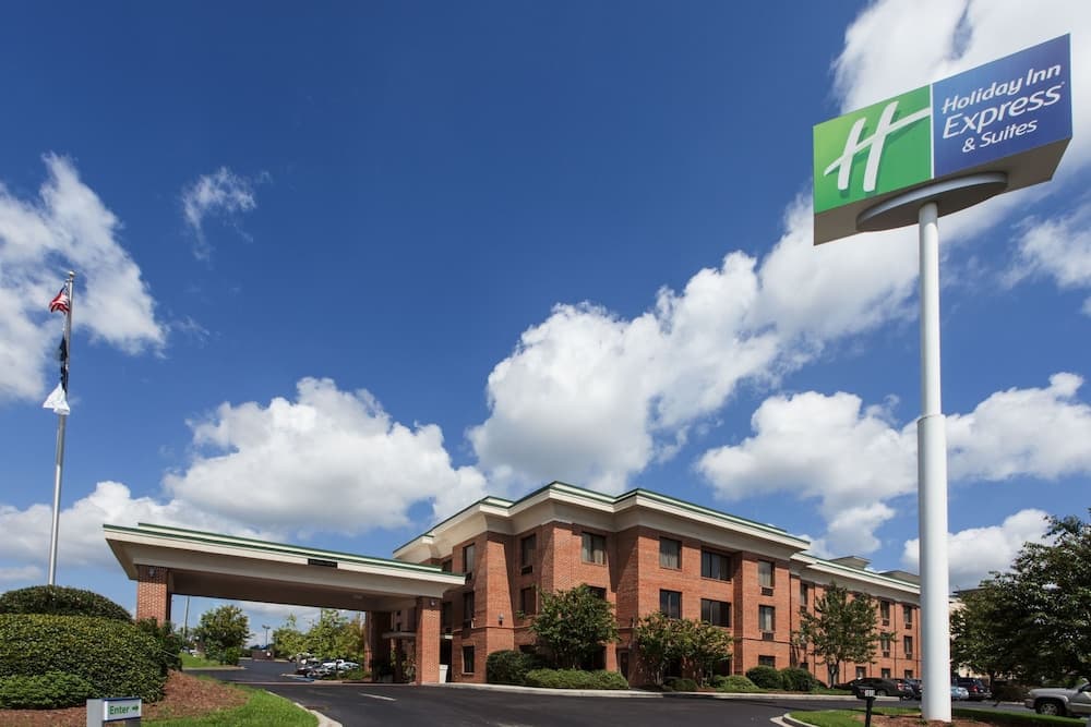 Holiday Inn Express Hotel & Stes Columbia I-20 at Clemson Rd by IHG