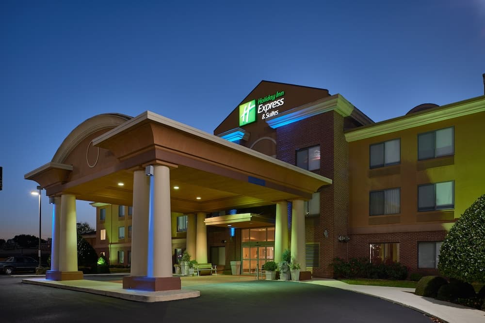 Holiday Inn Express & Suites Oxford by IHG