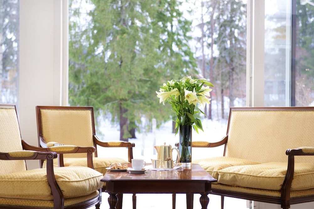 Lobi dinlenme salonu