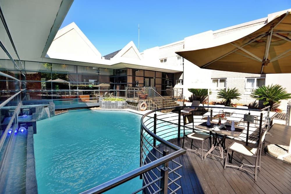 City Lodge Johannesburg Airport, Barbara Road
