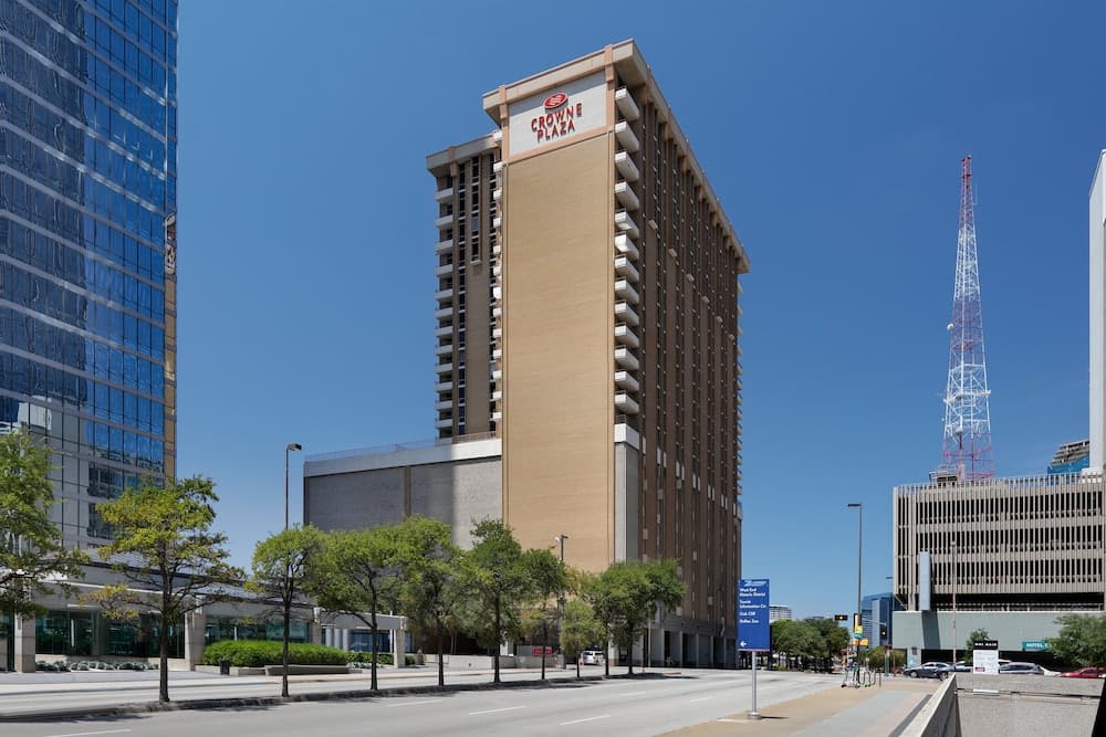 Crowne Plaza Hotel Dallas Downtown by IHG