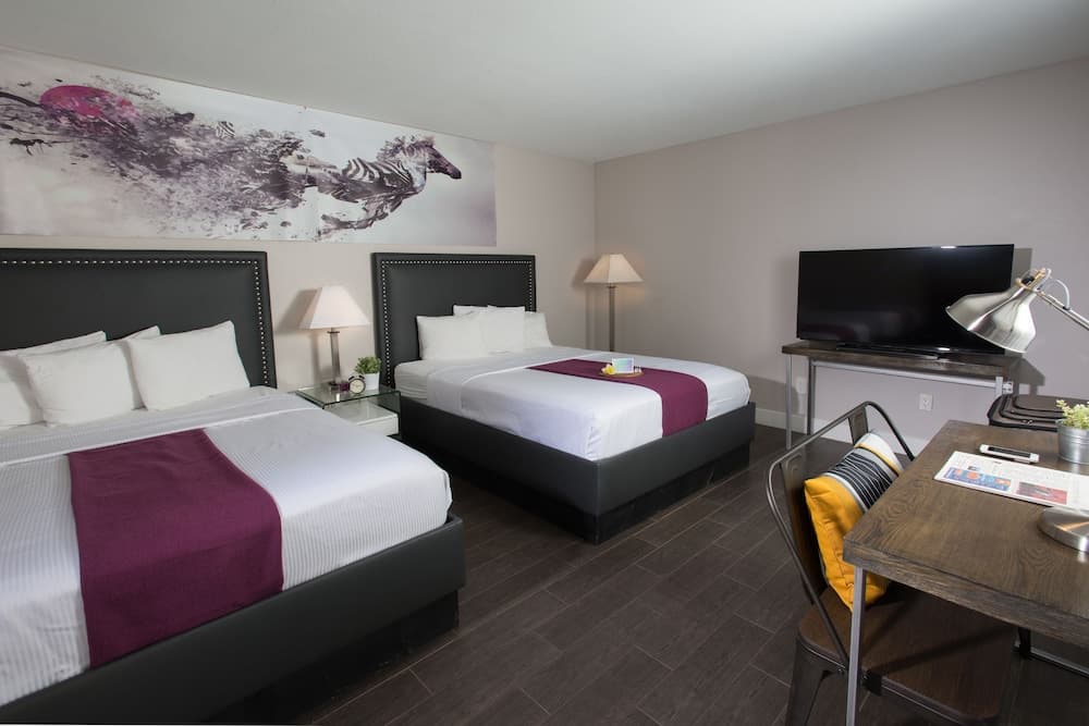 Hotel Iris - San Diego