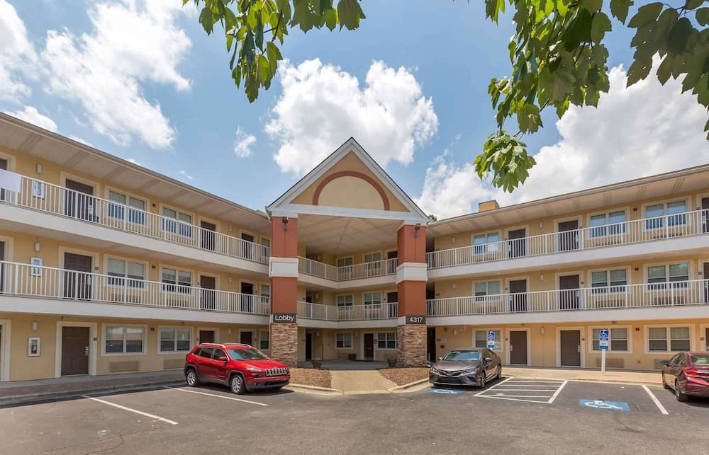 Extended Stay America Suites Greensboro Big Tree Way