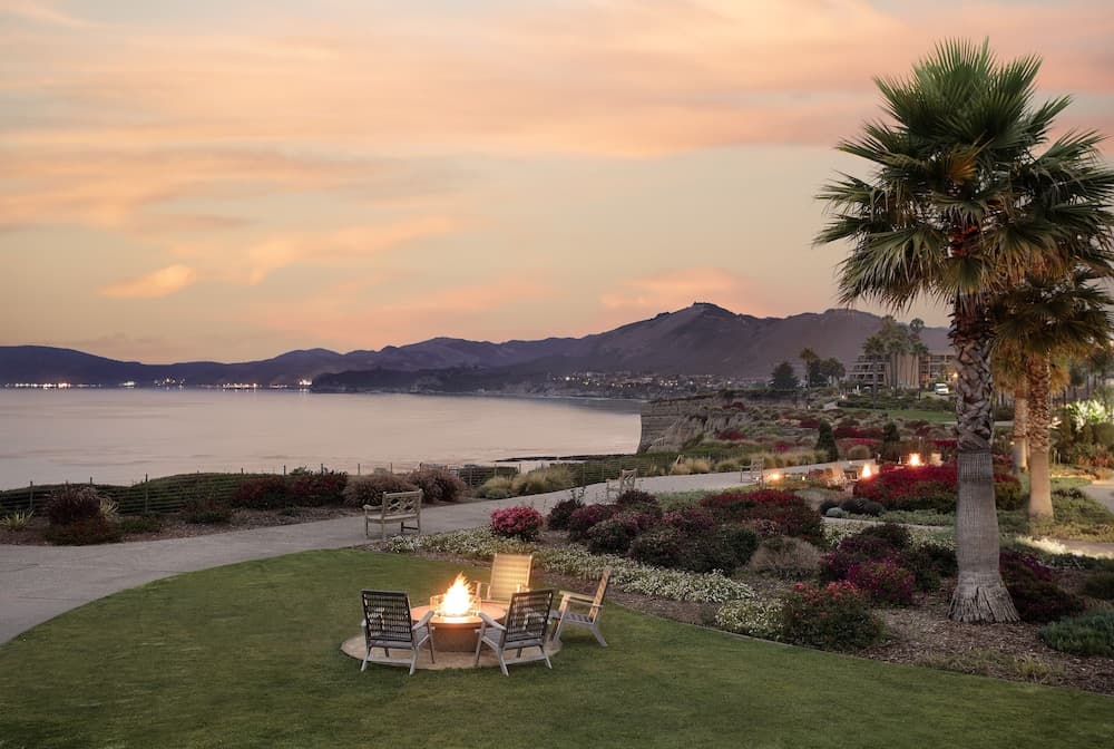 Spyglass Inn