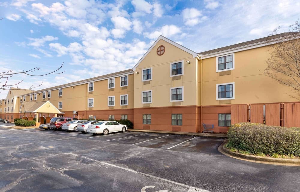 Extended Stay America Select Suites - Greenville - Airport