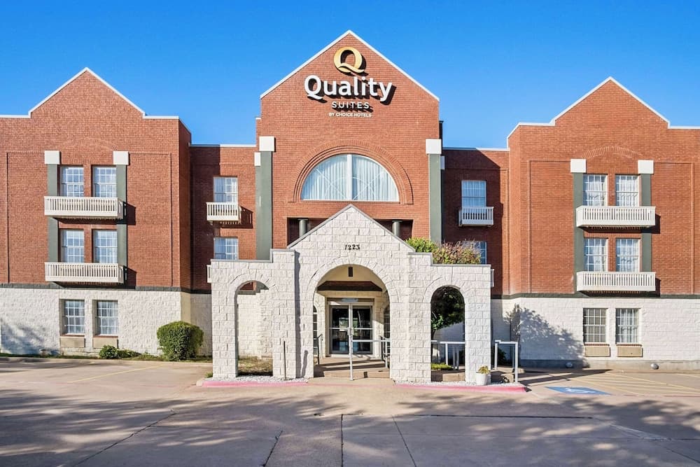 Quality Suites Irving-Las Colinas