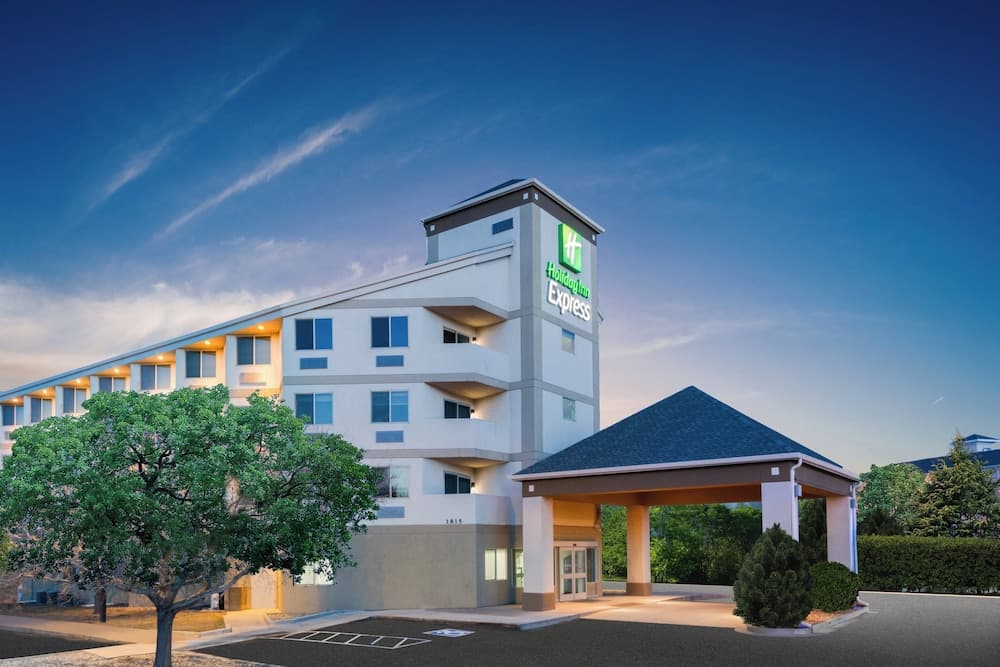 Holiday Inn Express Colorado Springs Airport by IHG
