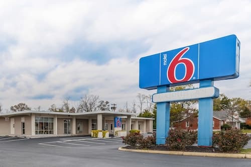 Motel 6 Winchester, VA