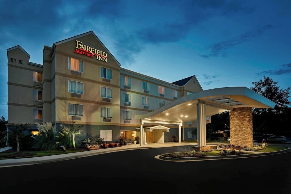 Fairfield Inn by Marriott Myrtle Beach Broadway at the Beach