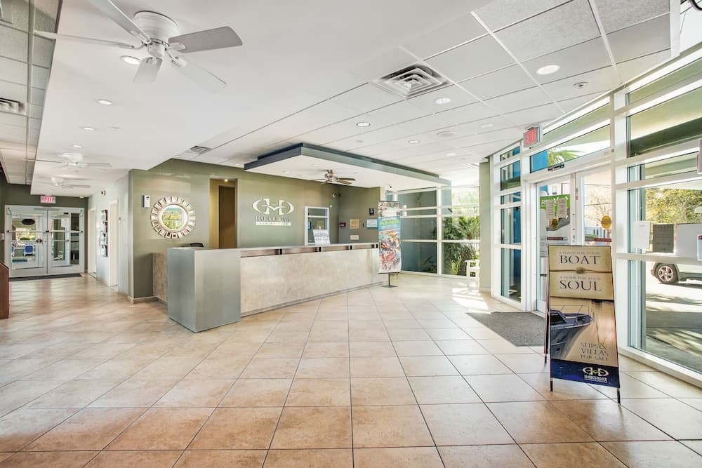 Giriş/çıkış büfesi