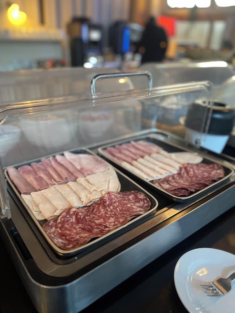 Açık büfe kahvaltı